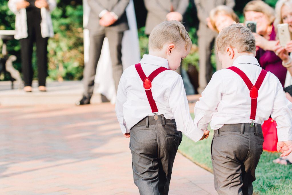 charlotte-wedding-photographer-alexander-homestead-uptown-charlotte-alyssa-frost-photography-bright-and-airy-ring-bearers