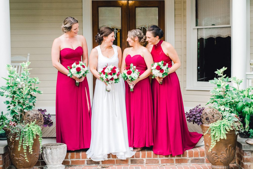 charlotte-wedding-photographer-alexander-homestead-uptown-charlotte-alyssa-frost-photography-bright-and-airy-bride-bridesmaids